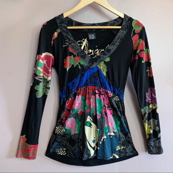 Desigual Tops - Desigual gorgeous embroidered long sleeve top